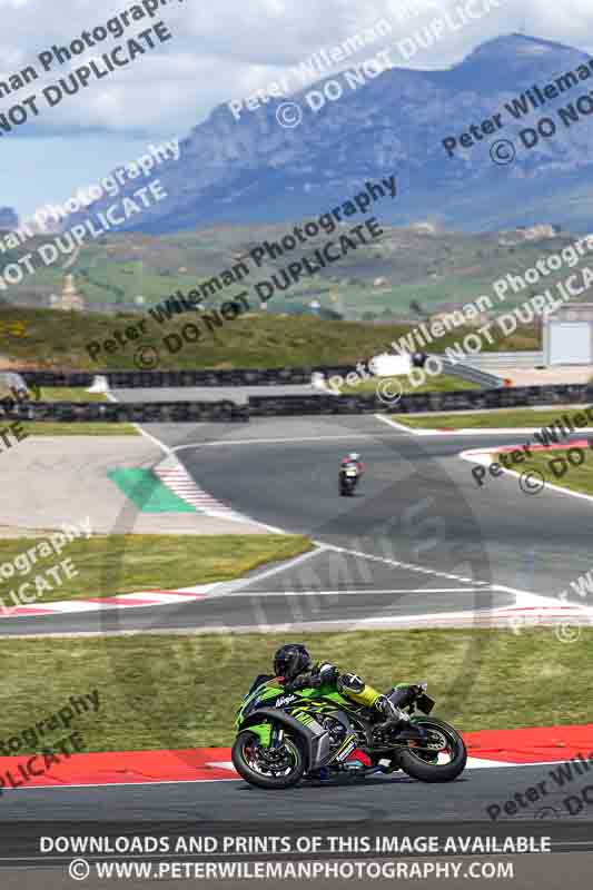 cadwell no limits trackday;cadwell park;cadwell park photographs;cadwell trackday photographs;enduro digital images;event digital images;eventdigitalimages;navarra;no limits trackdays;peter wileman photography;racing digital images;trackday digital images;trackday photos